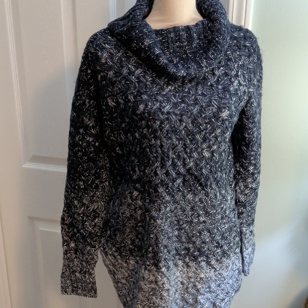 Women's Black and Blue Ombre Sweater